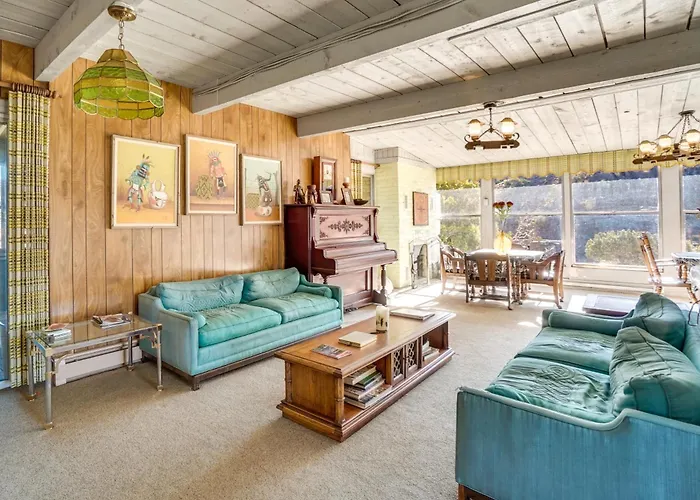 Fishing Paradise On 160 Acres ~ 13 Mi To Holiday home Saratoga