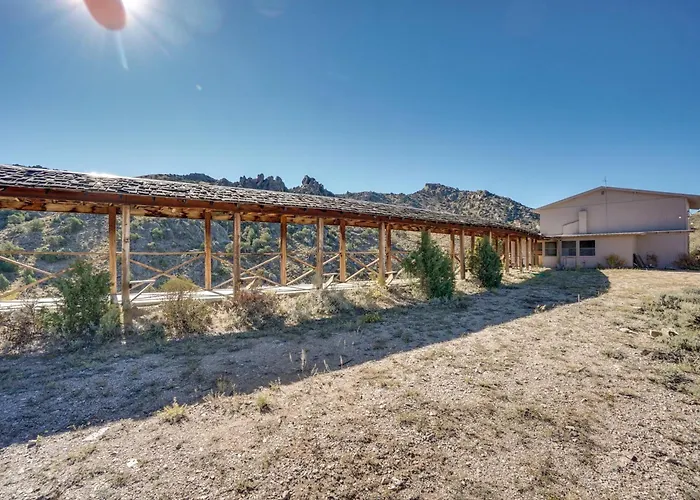 Fishing Paradise On 160 Acres ~ 13 Mi To Holiday home *