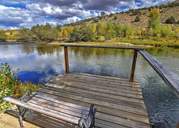 Fishing Paradise On 160 Acres ~ 13 Mi To Holiday home Saratoga
